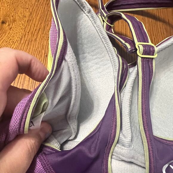 Brooks Moving Comfort Wireless Padded Sports Bra Size Small - Picture 4 of 9